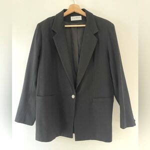 Vintage Dumas Blazer with Notched Lapel and Modern Oversized Fit EUC
